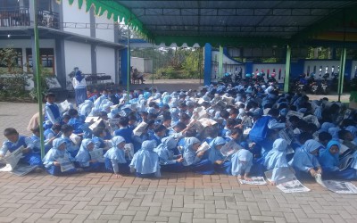 Literasi Baca Koran